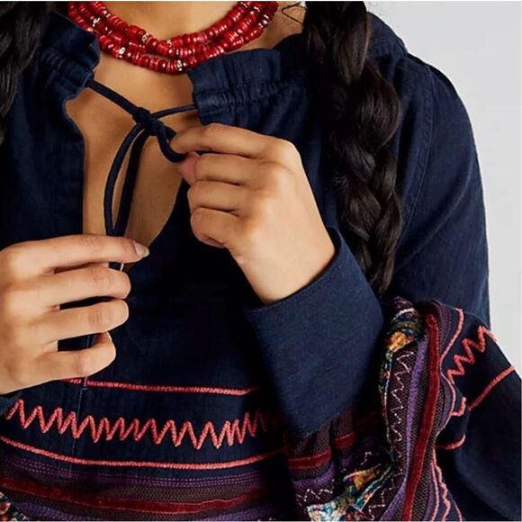 We the Free People Katie Denim Top Embroidered Peasant Tie Velvet & Mesh Trim M - Picture 4 of 13